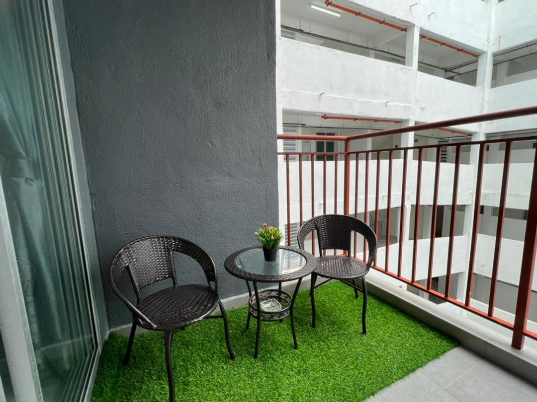Bc Homestay @ Emerald Avenue Apartment, 伯恩仓 外观 照片
